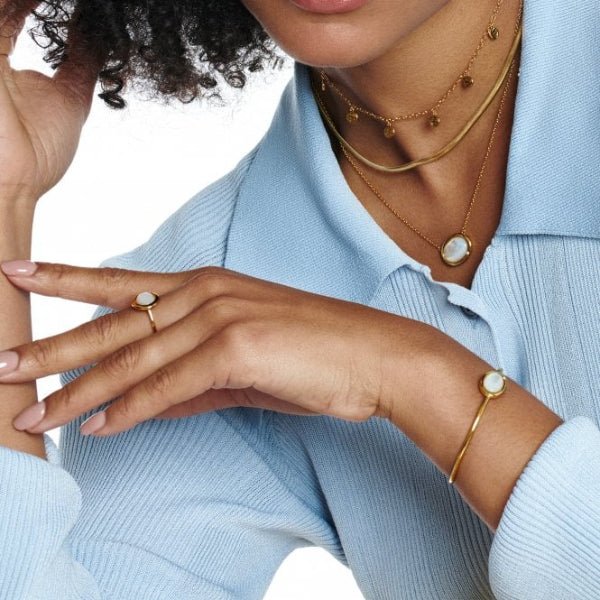 Hot Diamonds x Gemstones Gold Silver Horizontal Oval Necklace - MOP - MococoHot DiamondsDN1865055069051222Necklaces