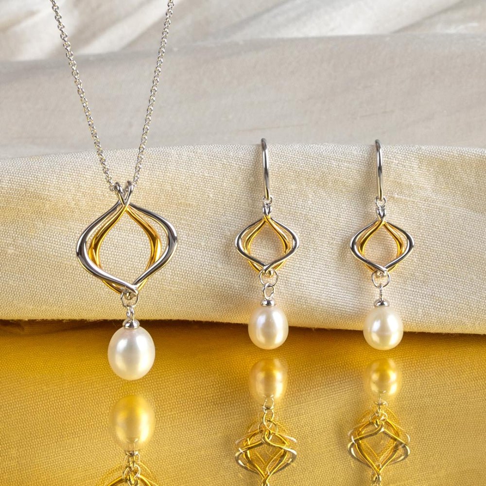 Kit Heath Alicia Golden Pearl Necklace - MococoKit Heath90021GFPNecklace