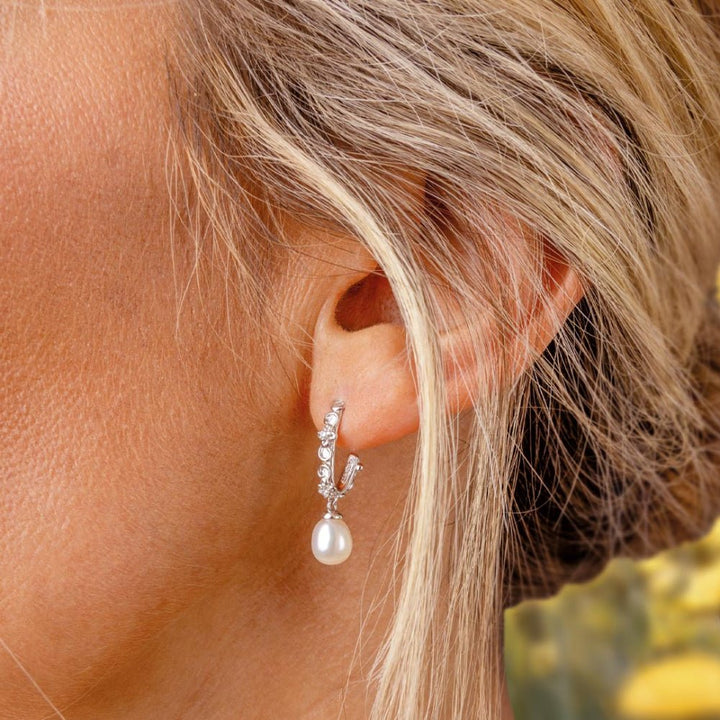 Kit Heath Blossom Flyte Honey Flower Pearl Oval Hoop Earrings - MococoKit Heath50334FPC5038159170355Earrings