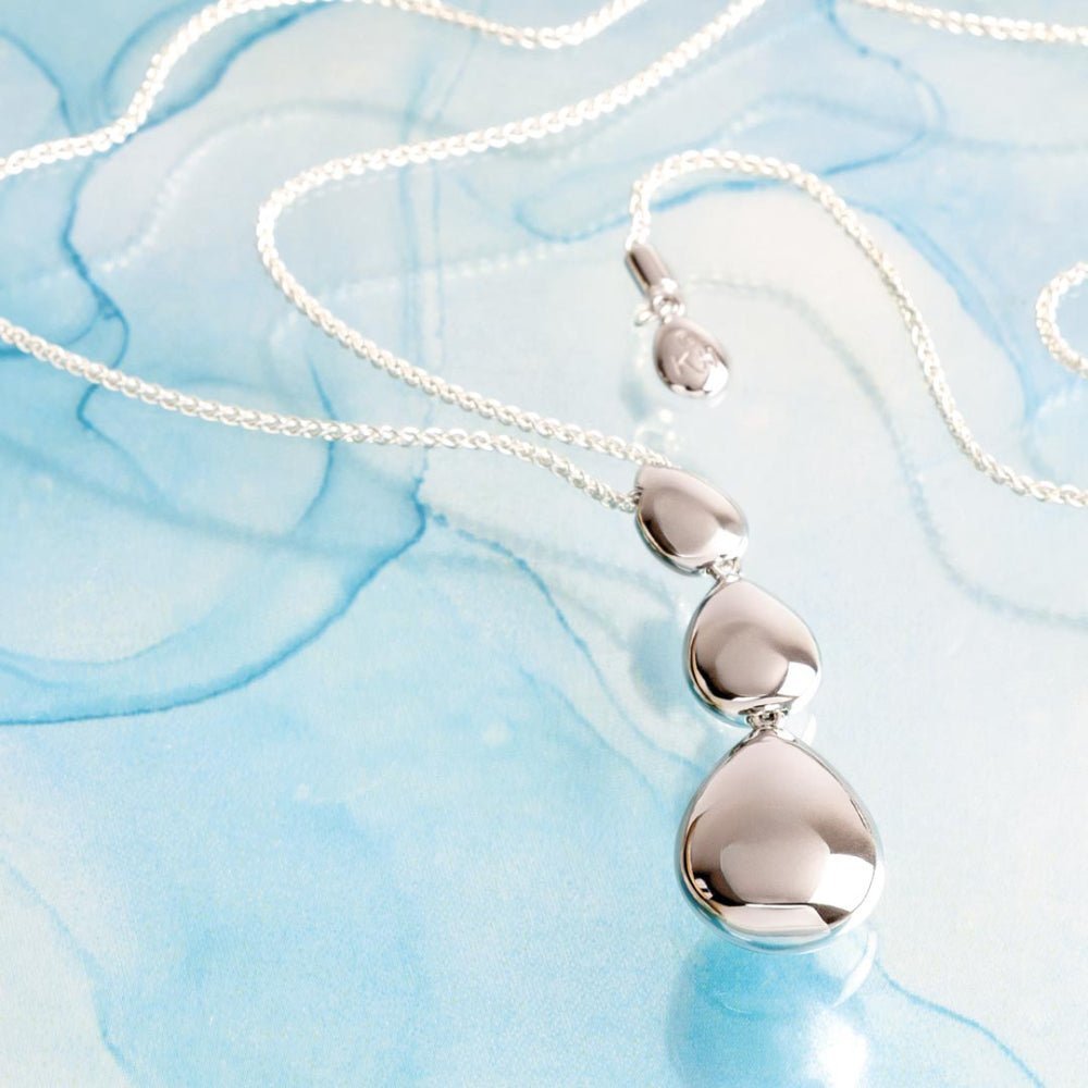 Kit Heath Coast Pebble Smooth RP Triple Grande 16-24″ Slider Necklace (H) (A) - MococoKit Heath90153RP5038159171352Necklaces