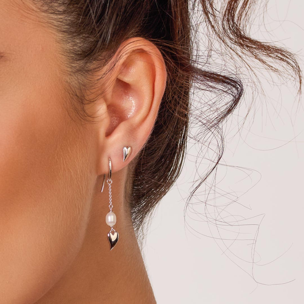 Kit Heath Desire Kiss Pearl Chain Drop Earrings image 1