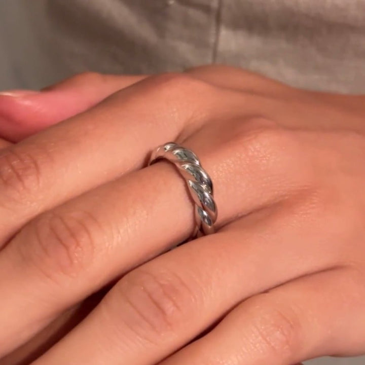 Kit Heath Oceane Shell Echo Ring - MococoKit Heath21212RP-CRings