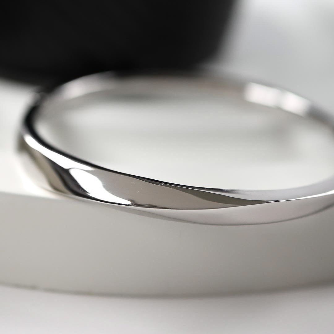 Kit Heath Silver Bevel Cirque Hinged Bangle - MococoKit Heath7174RP5038159163548Bracelets