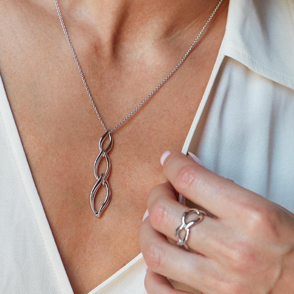 Kit Heath Silver Entwine Twine Trio Link Necklace - MococoKit Heath91143RP5038159165542Necklaces