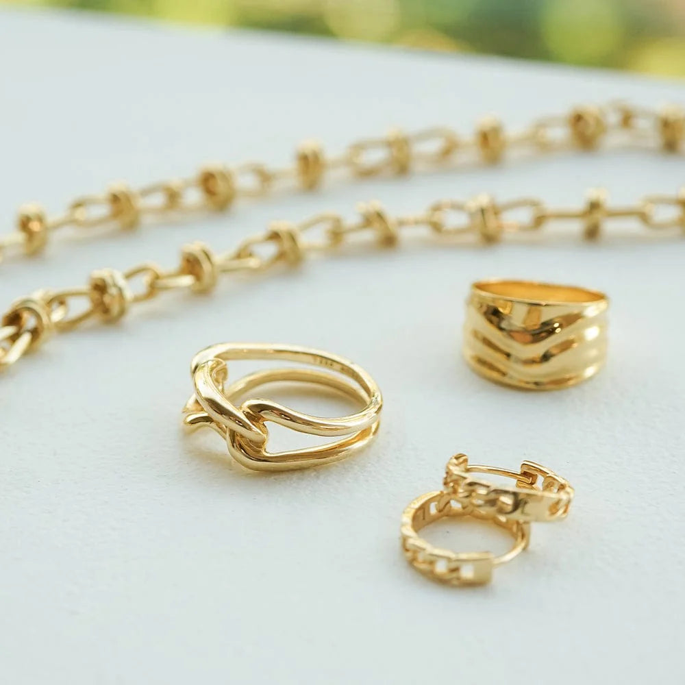 Daisy Polly Sayer Large Knot Chain Ring