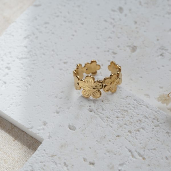 Little Grey Moon Gold Daisy Ring - MococoLittle Grey Moon100623Rings