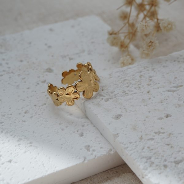 Little Grey Moon Gold Daisy Ring - MococoLittle Grey Moon100623Rings