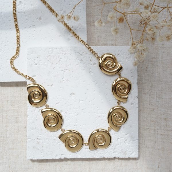 Little Grey Moon Gold Seashell Necklace - MococoLittle Grey Moon100624Necklaces