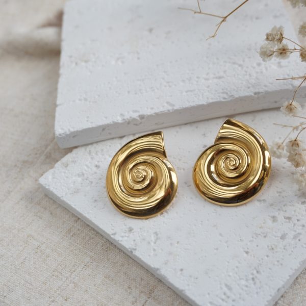 Little Grey Moon Gold Seashell Stud Earrings - MococoLittle Grey Moon100604Earrings