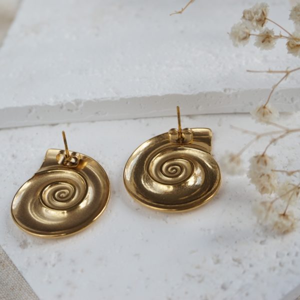 Little Grey Moon Gold Seashell Stud Earrings - MococoLittle Grey Moon100604Earrings