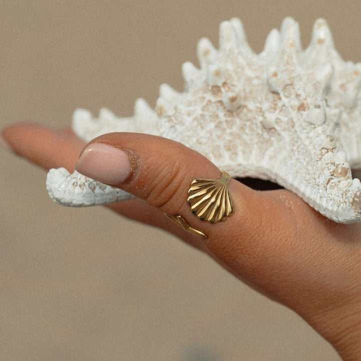 Little Grey Moon Gold Seashore Ring - MococoLittle Grey Moon100607Rings