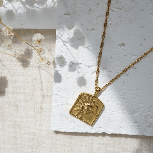 Little Grey Moon Gold Sun Goddess Necklace - MococoLittle Grey Moon100625Necklaces
