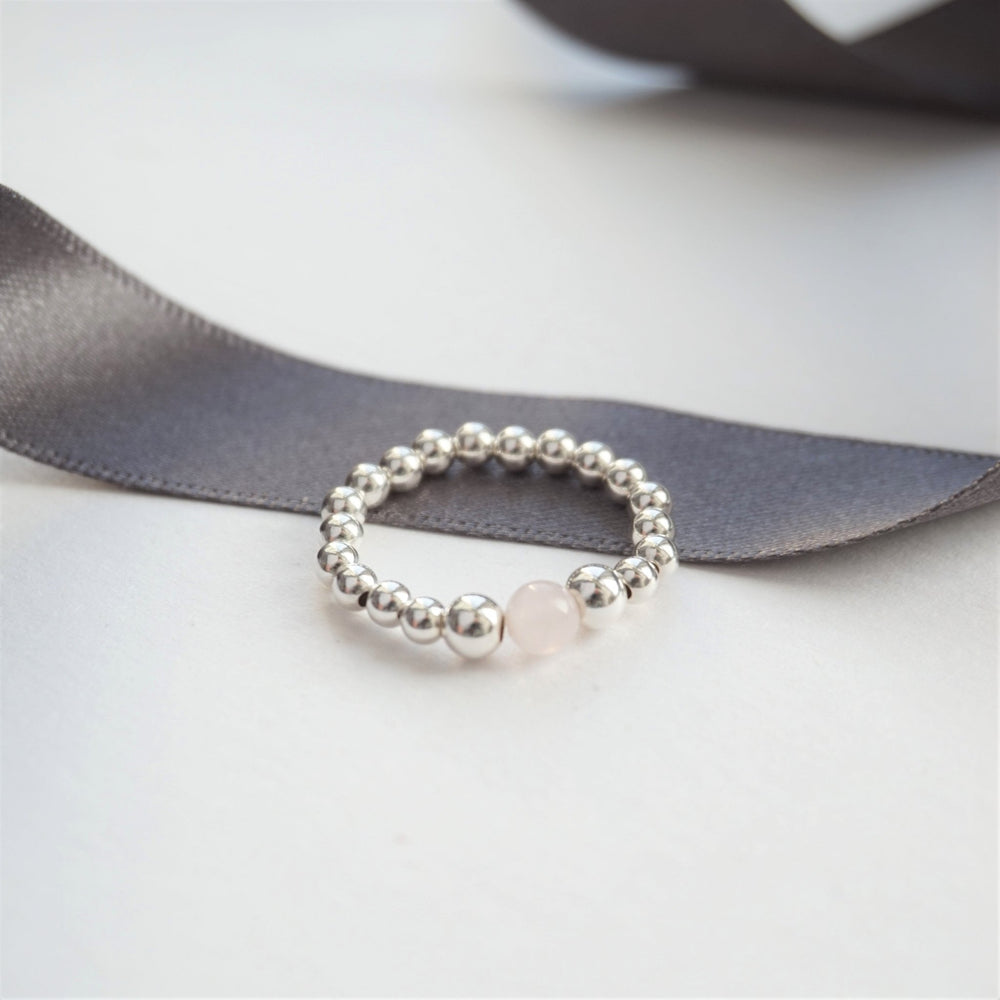 Little Grey Moon Silver and Rose Quartz Ring - MococoLittle Grey Moon100084Rings