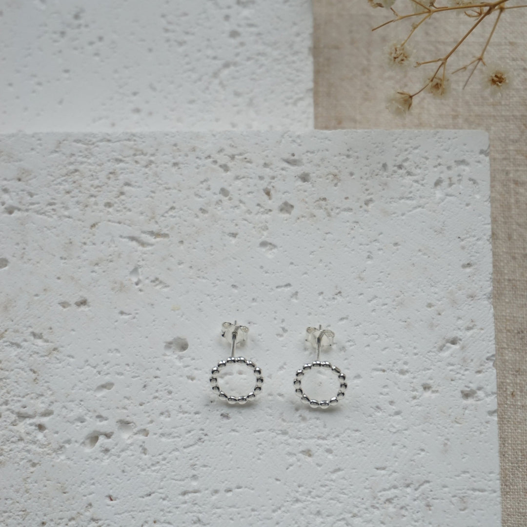 Little Grey Moon Silver Circle Beaded Stud Earrings - MococoLittle Grey Moon100433Earrings