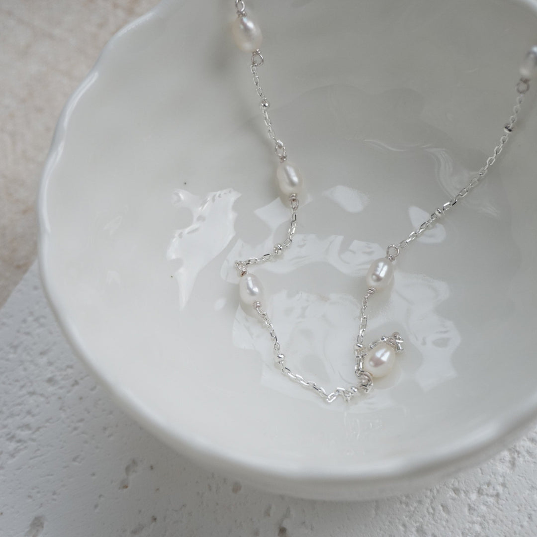 Little Grey Moon Silver Freshwater Pearl Necklace - MococoLittle Grey Moon100537Necklaces