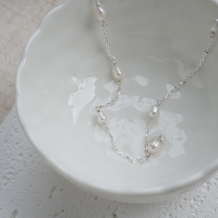 Little Grey Moon Silver Freshwater Pearl Necklace - MococoLittle Grey Moon100537Necklaces