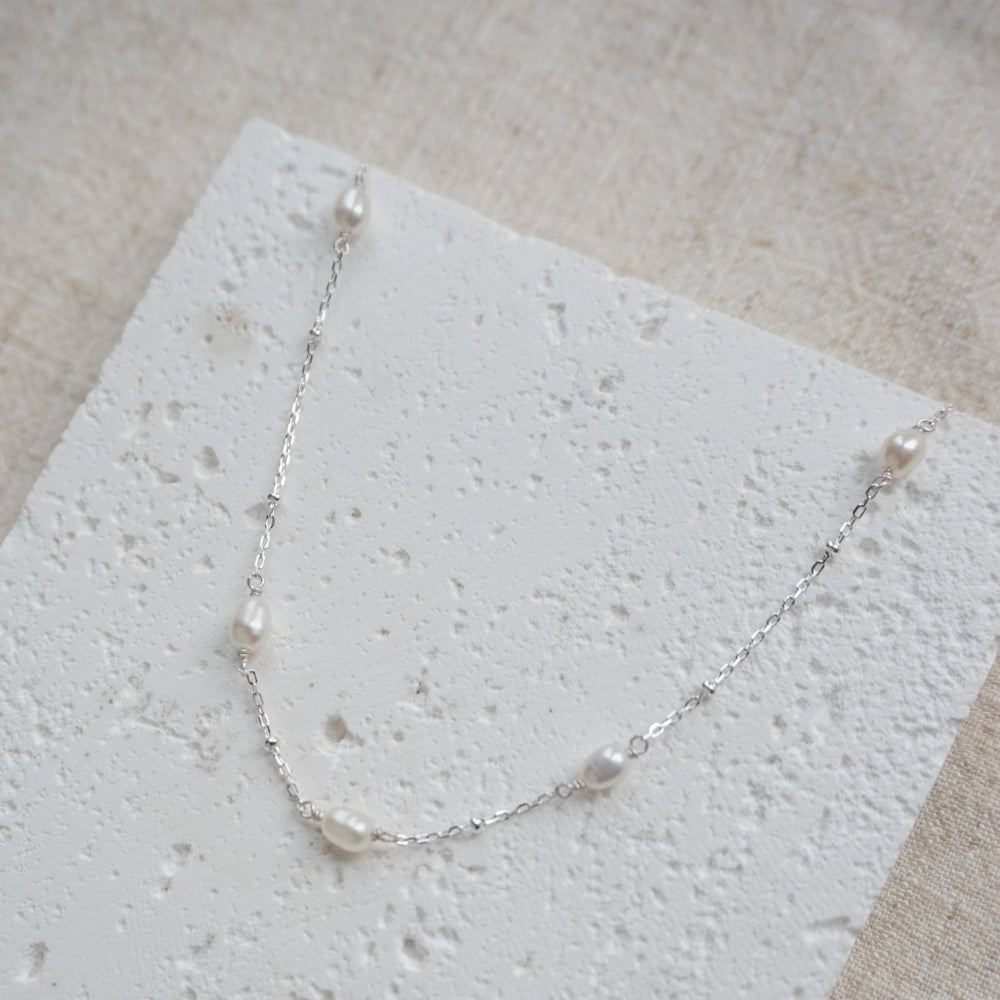 Little Grey Moon Silver Freshwater Pearl Necklace - MococoLittle Grey Moon100537Necklaces
