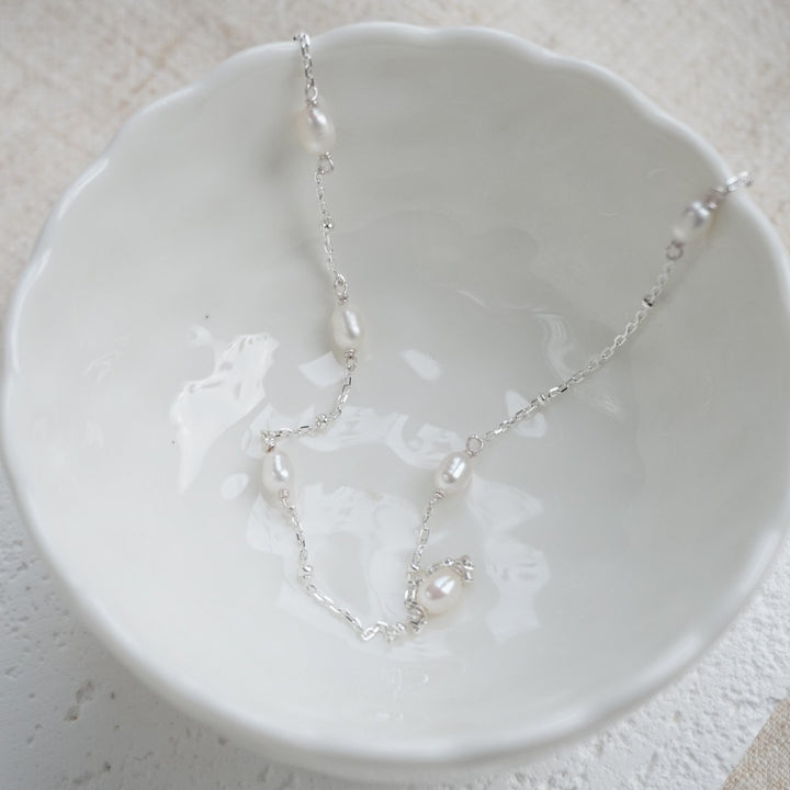 Little Grey Moon Silver Freshwater Pearl Necklace - MococoLittle Grey Moon100537Necklaces