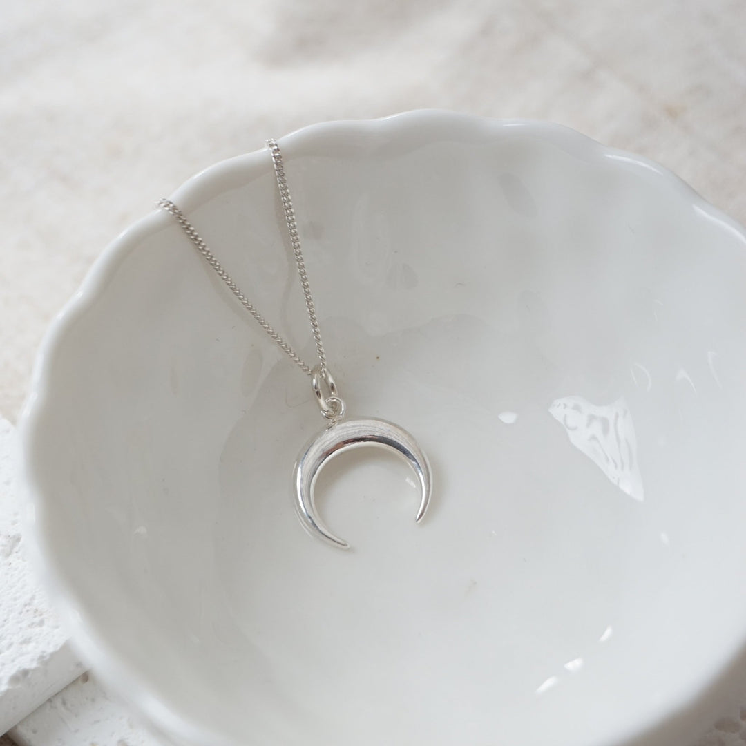 Little Grey Moon Silver Horn Necklace - MococoLittle Grey Moon100096Necklaces