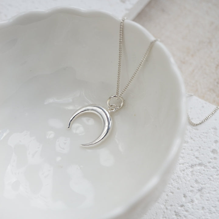 Little Grey Moon Silver Horn Necklace - MococoLittle Grey Moon100096Necklaces