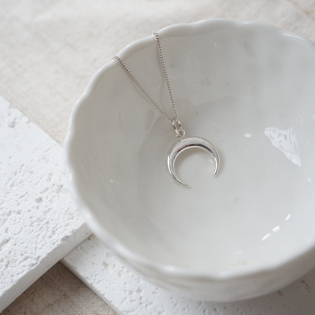 Little Grey Moon Silver Horn Necklace - MococoLittle Grey Moon100096Necklaces