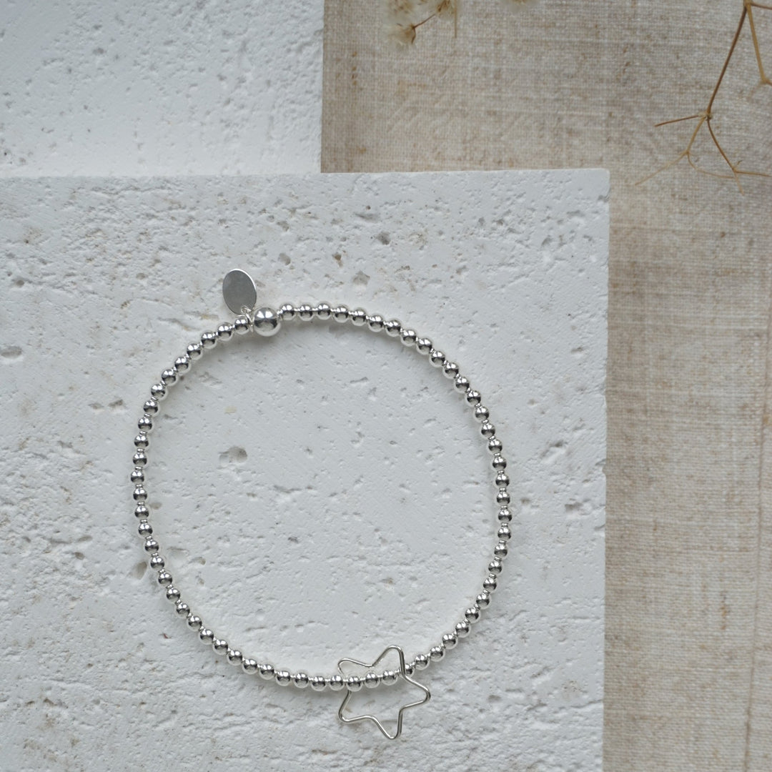 Little Grey Moon Silver Open Star Bracelet - MococoLittle Grey Moon100304Bracelets