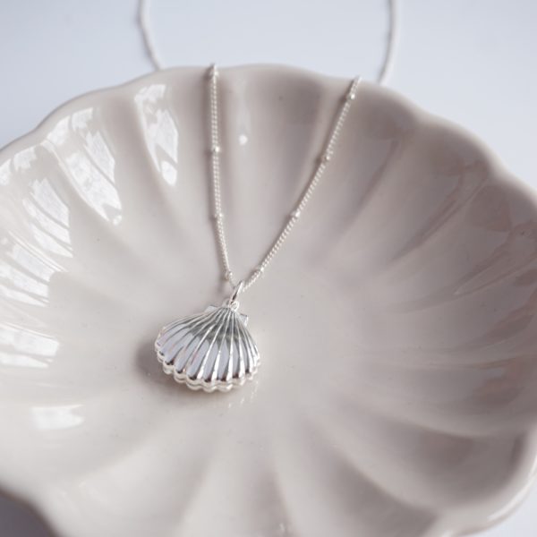 Little Grey Moon Silver Shell Locket Necklace - MococoLittle Grey Moon100547Necklaces