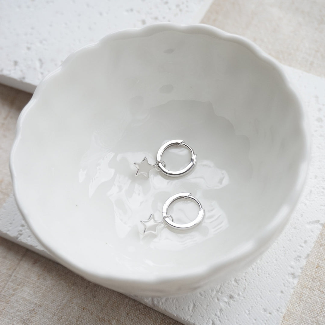 Little Grey Moon Silver Star Hoop Earrings - MococoLittle Grey Moon100489Earrings