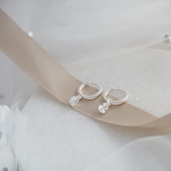 Little Grey Moon Silver Teardrop Hoop Earrings - MococoLittle Grey Moon100556Earrings