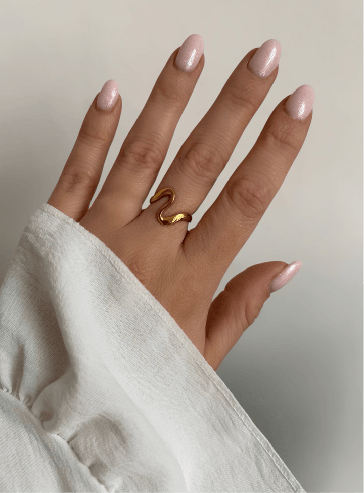 Mococo Essentials Gold Adjustable Curve Ring - MococoMococoMOCEGR002Ring