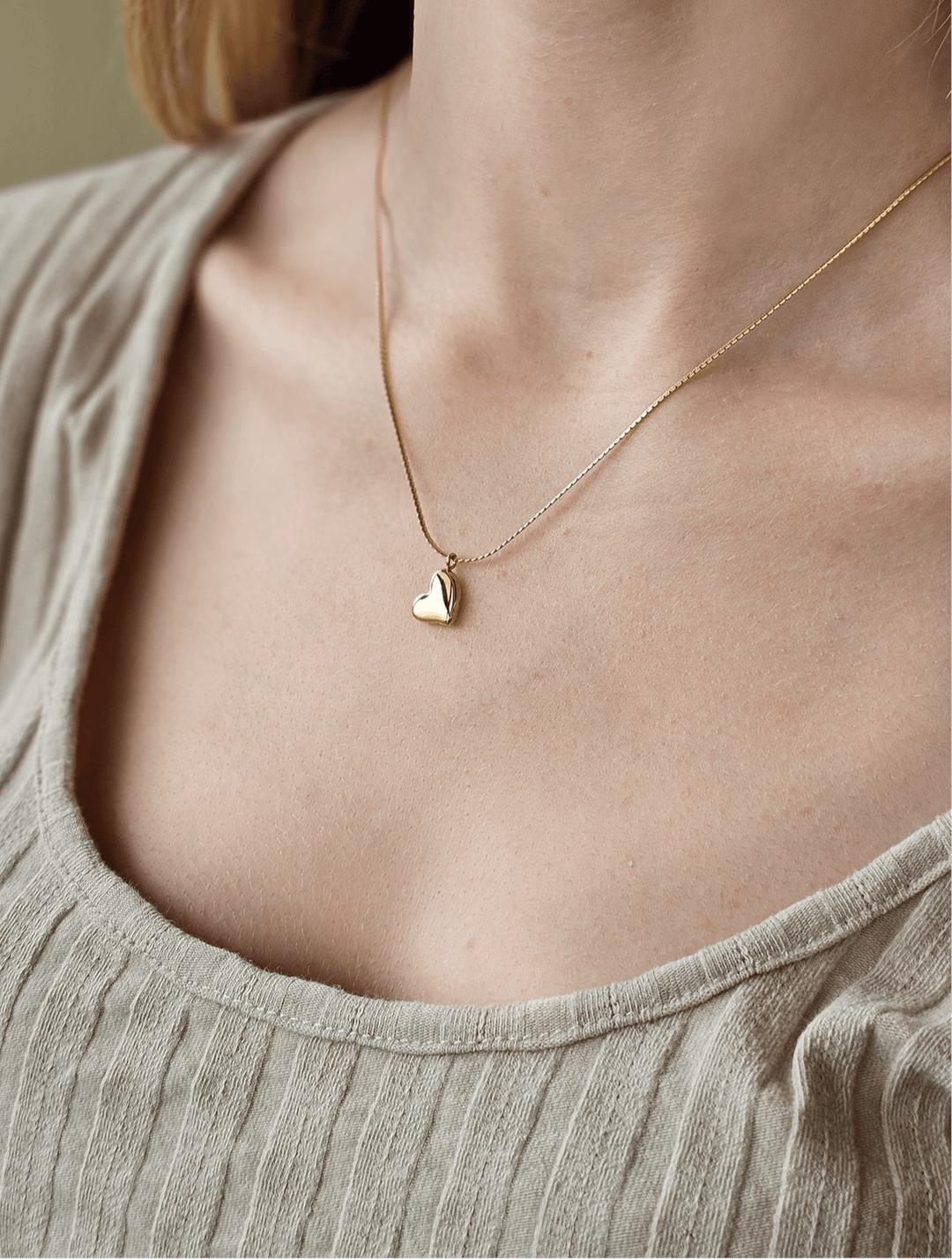 Mococo Essentials Gold Dainty Heart Necklace - MococoMococoMOCEGN003Necklaces