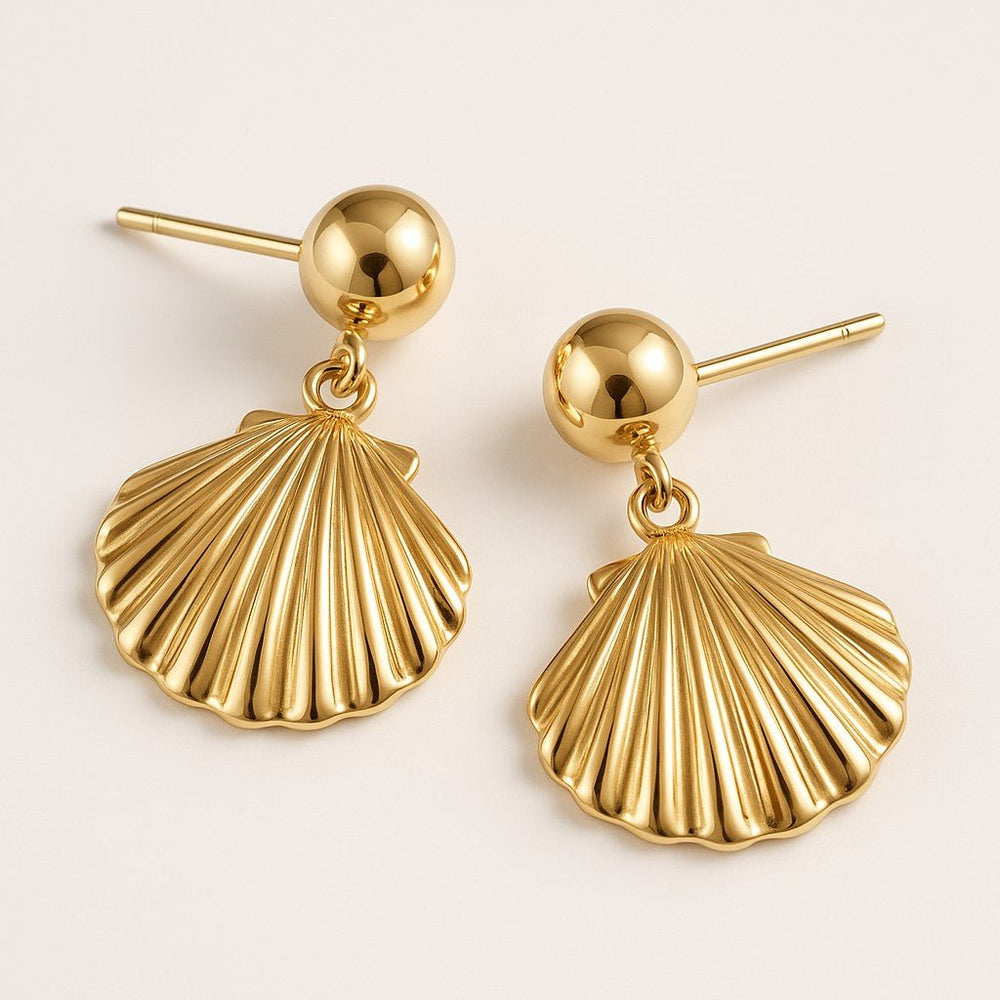 Mococo Essentials Gold Dangle Shell Earrings - MococoMococoMOCEGE009Earrings