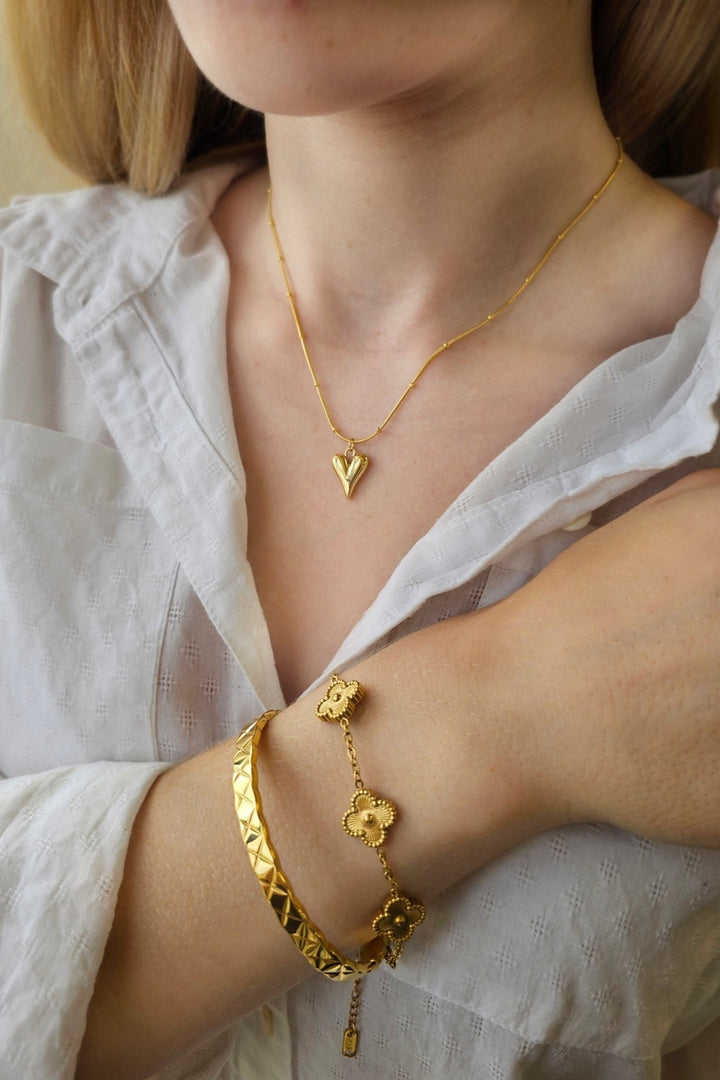 Mococo Essentials Gold Heart Necklace - MococoMococoMOCEGN001Necklaces