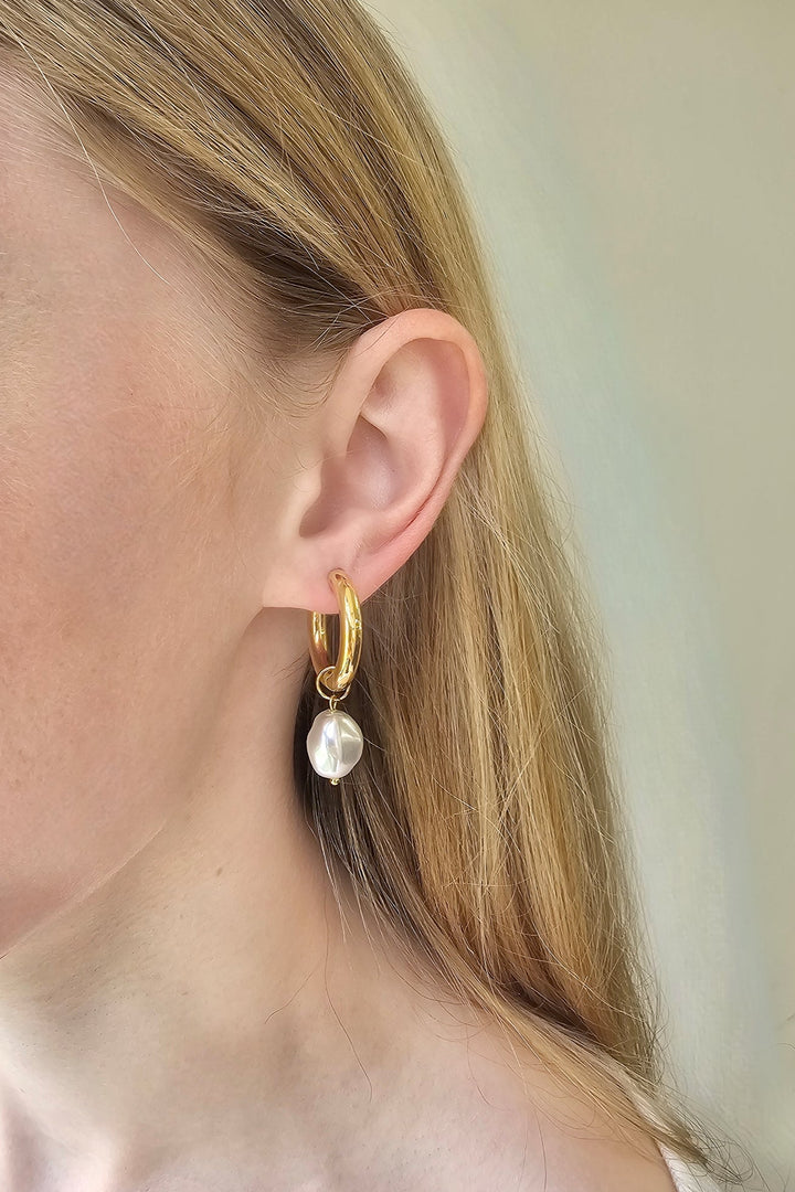 Mococo Essentials Gold Two - Way Hoop Earrings - MococoMococoMOCEGE006Earrings