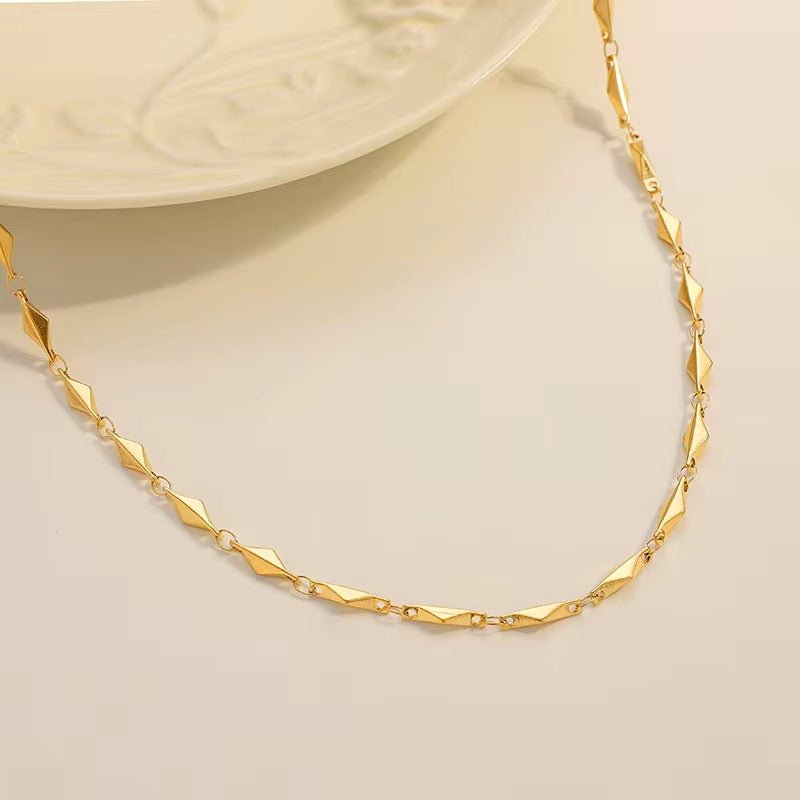 Mococo Gold Prism Necklace - MococoMococoMOCEGN014Necklaces