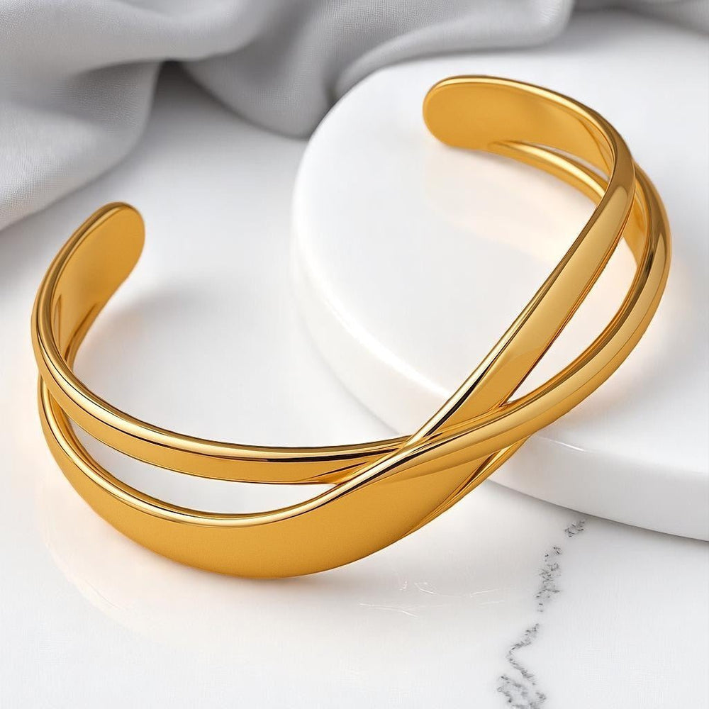 Mococo Gold Twist Bangle - MococoMococoMOCEGB012Bracelets