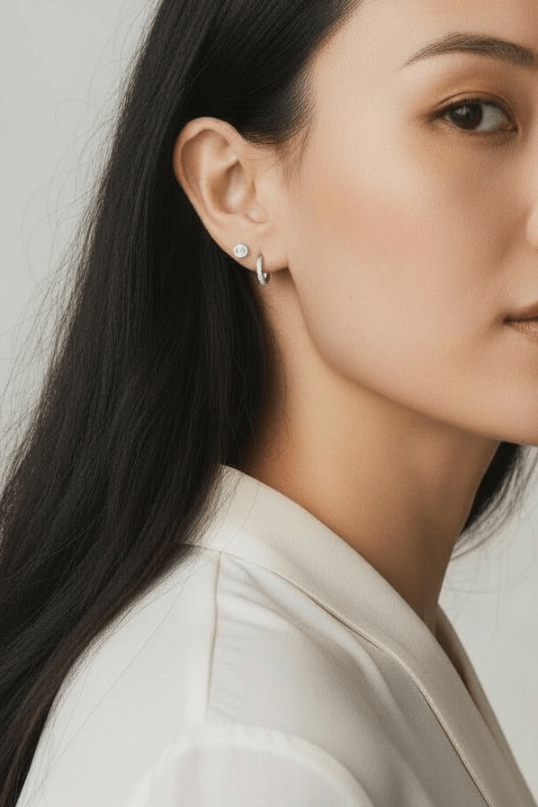 Mococo Silver Sparkling Mini Huggie Hoop Earrings - MococoMococoMOCESE021Earrings