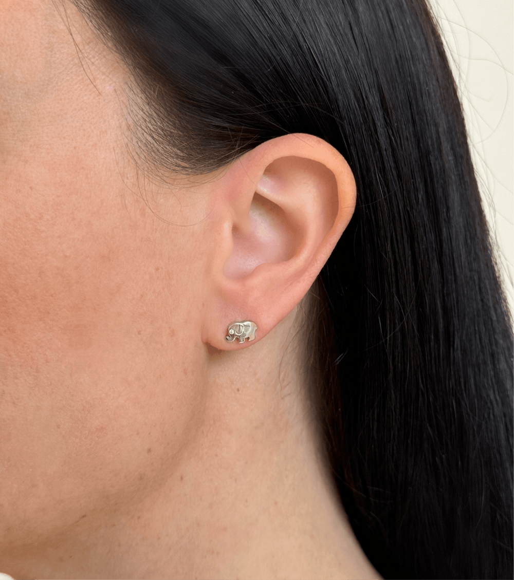 ol&co Silver Elephant Stud Earrings - MococoOl&CoD7081Earrings