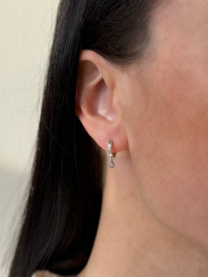 ol&co Silver Sparkling Charm Huggie Hoop Earrings - MococoOl&CoD7212Earrings