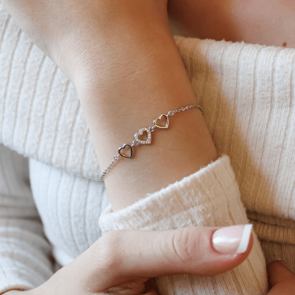 Ol&Co Silver Triple Heart Bracelet - MococoOl&CoSOCGWPVAL25Bracelet