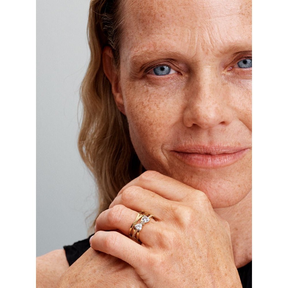 Pandora Gold Plated Sparkling Bow & Crossover Band Ring - MococoPandora163511C01-485700303148779Rings