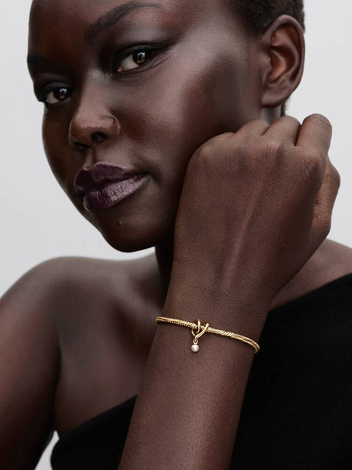 Pandora Gold Wrapped Heart Charm - MococoPandora764138C015700303230504Charms