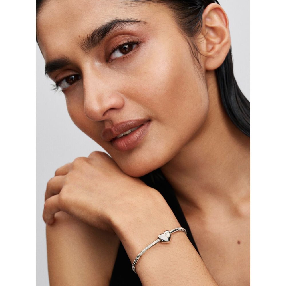 Pandora Moments Silver Engravable Heart Mother Of Pearl Charm - MococoPandora794161C065700303219134Charms