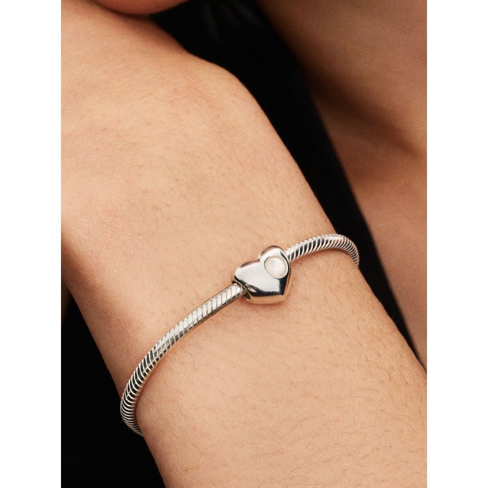 Pandora Moments Silver Engravable Heart Mother Of Pearl Charm - MococoPandora794161C065700303219134Charms