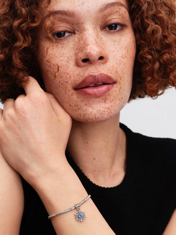 Pandora Silver Disney Frozen Queen Elsa Snowflake Dangle Charm - MococoPandora794209C015700303230870Charms