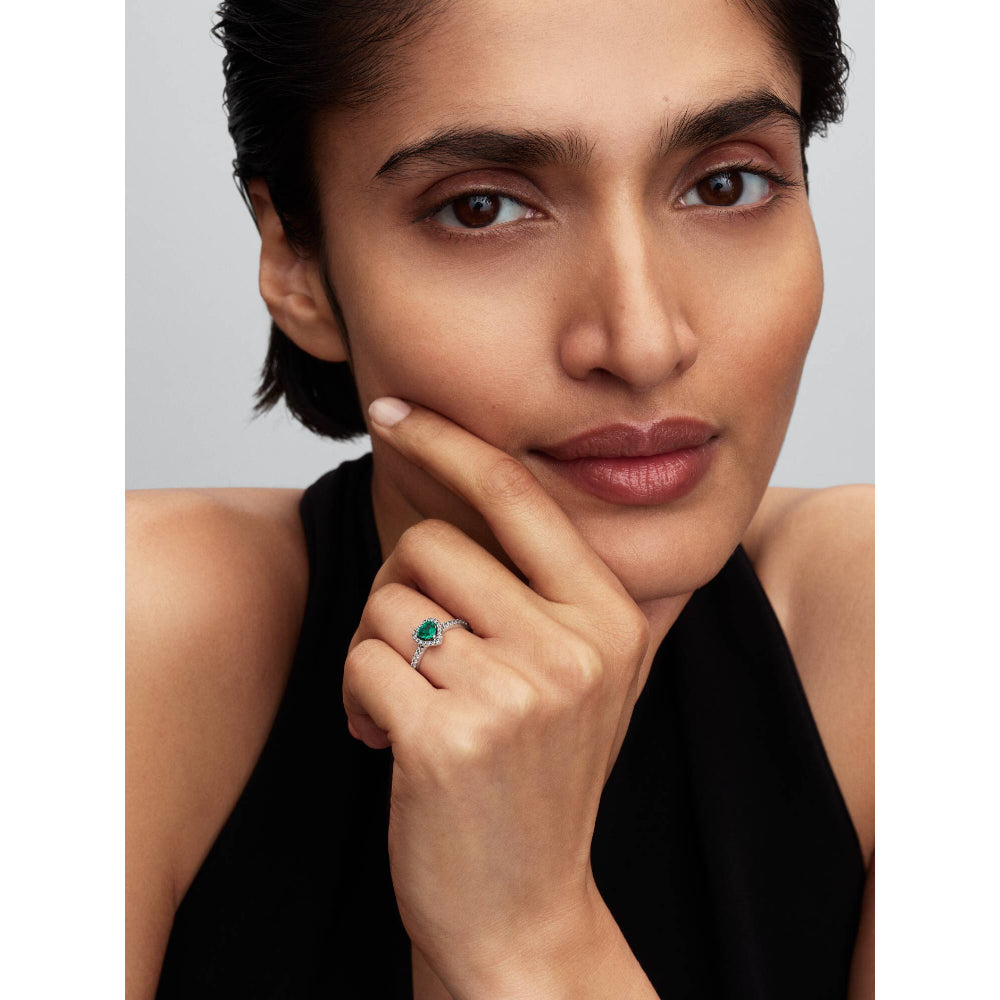 Pandora Silver Elevated Royal Green Heart Ring Image 3