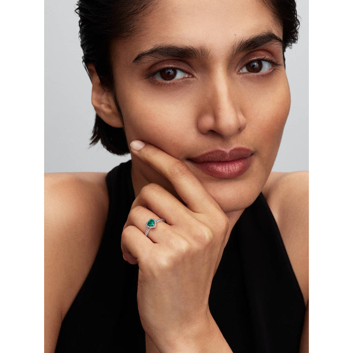 Pandora Silver Elevated Royal Green Heart Ring Image 3