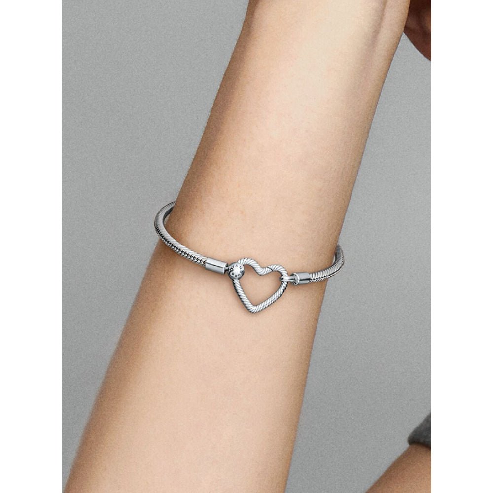 Pandora Silver Heart Closure Snake Chain Bracelet - MococoPandora599539C00-165700302939019Bracelets