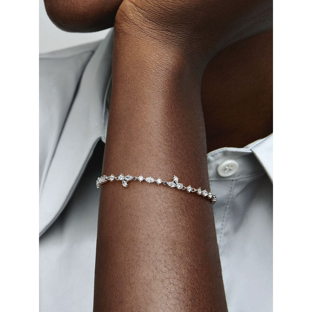Pandora Sterling Silver Sparkling Herbarium Cluster Chain Bracelet Image 2
