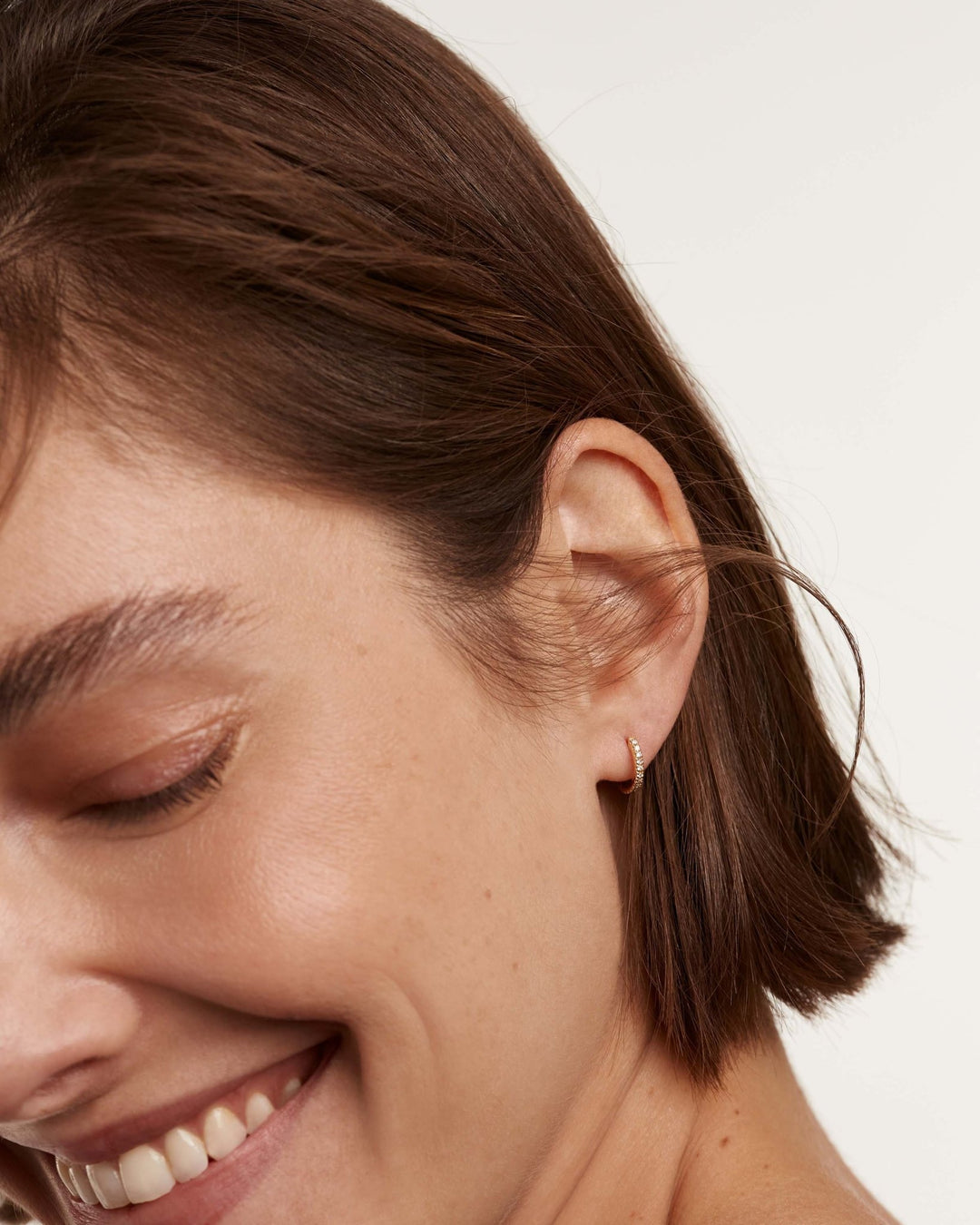 PDPAOLA 18ct Solid Gold Diamond Eternity Mini Hoop Earrings - MococoPDPAOLAAR05 - 015 - U8435511721724Earrings